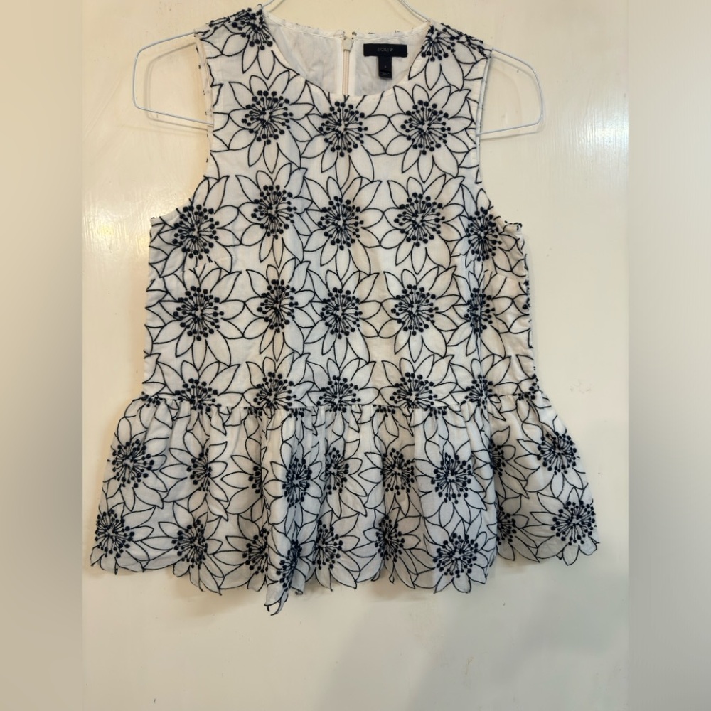 J crew  beautiful cotton blouse no sleeves